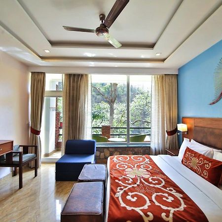 ซัมมิต บาย เดอะ คงคา บีช รีสอร์ต แอนด์ สปา Hotel ริชิเคช ภายนอก รูปภาพ