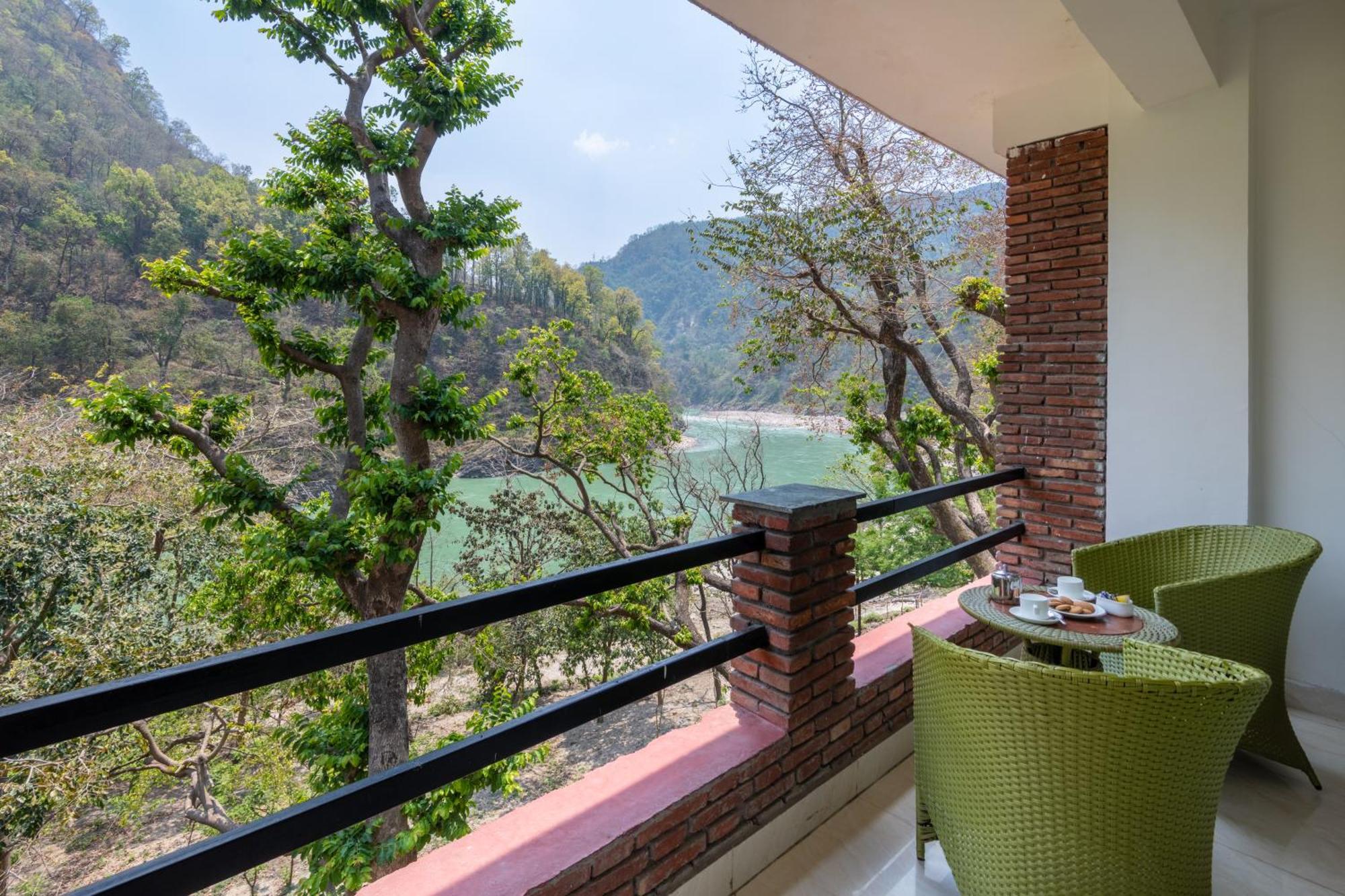 ซัมมิต บาย เดอะ คงคา บีช รีสอร์ต แอนด์ สปา Hotel ริชิเคช ภายนอก รูปภาพ